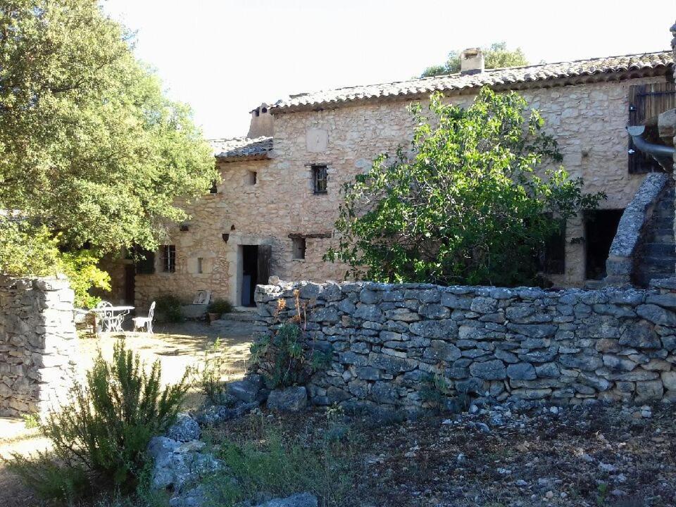 Le Jas Des Aiguiers Hotel Saint-Saturnin-les-Apt Exterior photo