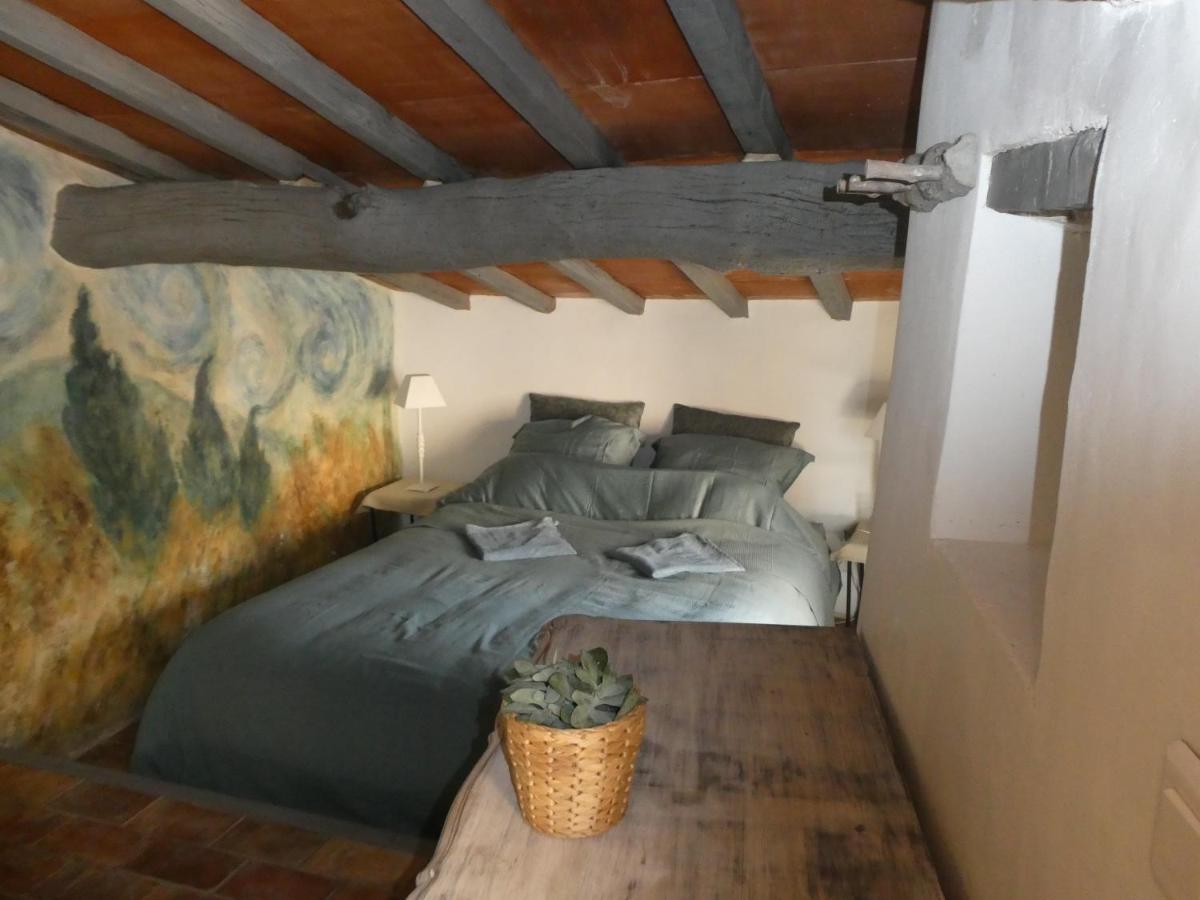 Le Jas Des Aiguiers Hotel Saint-Saturnin-les-Apt Exterior photo